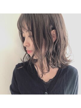 シームリー 千田町店(Seemly) シークレットカラー ホワイトグレージュ