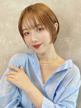 トルネード(TORNADO) シルキーベージュ 大人マッシュショート 斜めバングt813