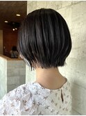 ショートボブ大人ショートハンサムショート前髪なしグレージュ