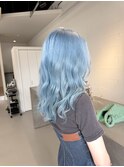 ライトブルー