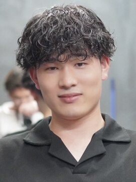 ノーエン(noen) 波巻きスパイラルパーマメンズマッシュパーマツイストパーマ