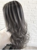 バレイヤージュカラーシルバーグレージュ♪