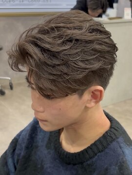 ザゴールド 宮崎(THE GOLD) フェザーショートパーマ(宮崎/メンズ/宮崎美容室/メンズパーマ)