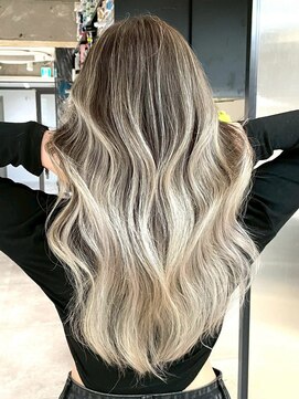 シオン(shion) 韓国ヘアロングブロンド顔周りレイヤー_ba583641