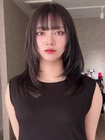 エトワ 中央店(etoi)&nbsp;大分ハッシュカット胸上鎖骨下ミディアムレイヤースタイルかるめ