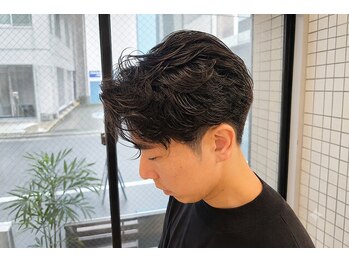 ニコ(Nico)の写真/ビジネスシーンからプライベートまでラフな設計で、きめすぎない今時の抜け感と大人な男の余裕を作ります
