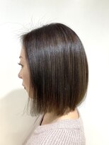 アズール 草加(azule)&nbsp;スモーキーブラウン　前下がりボブ