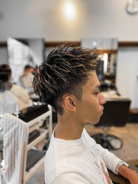 アイリーヘアデザイン(IRIE HAIR DESIGN) 【IRIE HAIR赤坂】ハイトーン×ブリーチ×アップバングショート