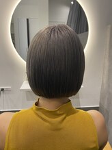 エメ 北千住店(Aimer) ぱつっとボブ×グレージュ
