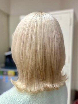 エターナルバイマティーナ(Eternal by MATINA) 【ホワイトブロンド】池袋美容室