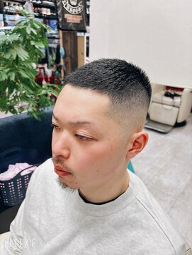 バーバー髪レジェンド(BARBER髪LEGEND) (High)スキンフェード
