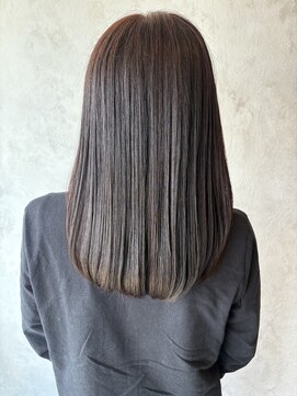 ラティエ(Latie...) ロング/ワンレングス/ミルキーベージュ/髪質改善/透明感カラー