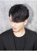 フェザーパーマ/センターパート/ニュアンス〈理容室〉