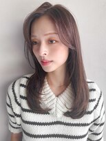 リヤン 表参道(lyann)&nbsp;ナチュラルカール黒髪うるツヤ斜めバング似合わせカット小顔