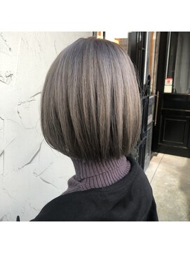 ブレイク 金沢店(BREK) モノトーンボブ