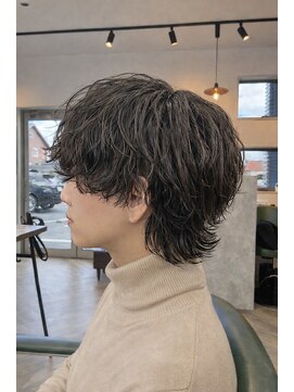 ハイプ(hipe) 波巻きパーマ×ソフトウルフ 【20代メンズヘア】