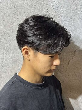 ニアウ 高崎店(Niau) 刈り上げセンターパート/波巻きツイストスパイラル/高崎