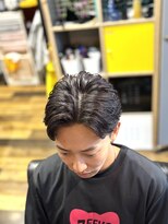 バーバーブロス(BAR BER bro's)&nbsp;浦安/メンズ/ニュアンスパーマ/リバースセンターパート/フェザー