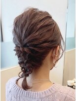 ルパルファン(Le parfum)&nbsp;ゆるふわ編みおろしヘアアレンジ