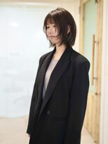 イロ(iro) レイヤーボブ × オリーブベージュ