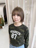 ラシク(racic)&nbsp;【racic】ハッシュカットボブ×くすみベージュ10代20代30代