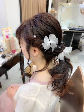 エイムコーゾー美容室(AiM KOZO) ポニーテールアレンジ