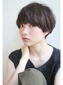 大人かわいい黒髪ベリーショート