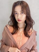 リアン(Lien)&nbsp;Lien☆テラコッタオレンジブラウン×外ハネレイヤーミディ　立川