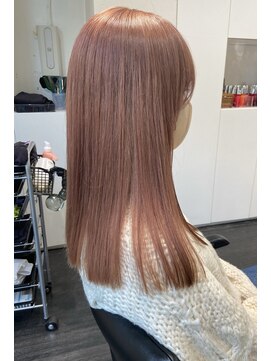 エムプラス 二子玉川(Mplus) ぱつんとカット ダブルカラー ハイトーン ピンクカラー