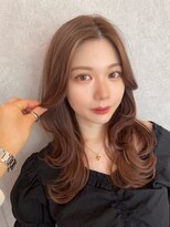 ルームバイシー 新宿(Loom. by Sea)&nbsp;結んでも可愛いフェイスレイヤーカット/流れるお顔まわり