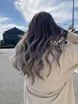 ロテ(LOTE.)&nbsp;ハイライト/髪質改善/ブリーチ/切りっぱなし/一宮/妙興寺