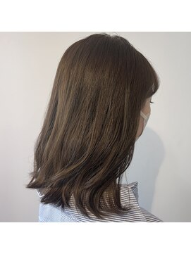 シアン(CYAN) 【ブリーチ無し/オリーブベージュ】中野れお
