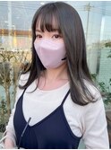 オリーブグレージュカラー