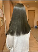 オリーブカラー
