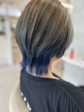 シャルムヘアー(charme hair) ウルフ×アディクシーブルー裾カラー