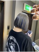 グレージュ×ブルー