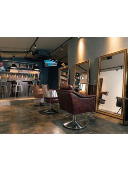 《湘南台駅徒歩1分》仕事帰りにも通いやすいメンズサロン。フェードやパーマで好印象スタイルへ/フェード