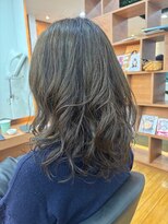 イデア みらい平店(idea)&nbsp;柔らかいカールのパーマスタイル