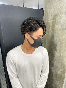 キング(K!ng) 縮毛矯正髪質改善ハイライトレイヤーカット楠葉美容室エクステ