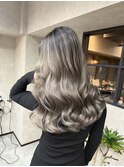 バレイヤージュ、ハイライト、レイヤーロング、グレーベージュ
