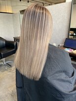 メリー オオサカ(Merly Osaka)&nbsp;milky beige balayage