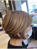 ショートボブ