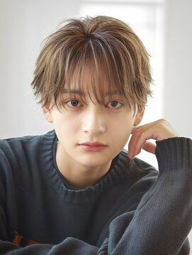 オーシャントーキョー サニー 原宿(OCEAN TOKYO Sunny) フェザーパーマセンターパートニュアンスパーマ韓国マッシュ黒髪