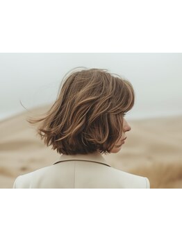  【毛髪改善ヘアカラー】白髪を隠す時代は終わり。“活かす”自然派カラーで肌映えも実現◎