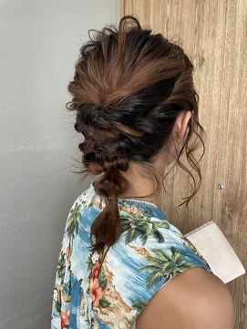 アンリオ ティエラ(an rio TIERRA) 編みおろしヘアセット