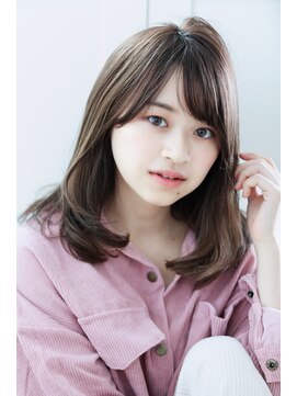 リル 8F 銀座(Rire) 【Rire-リル銀座-】40代,５０代におすすめレイヤースタイル