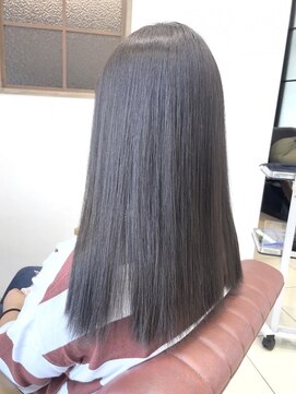 クアトログランシュ ひたちなか店(QUATRO×GranCieux) オリーブグレージュ