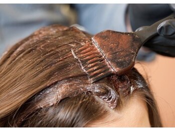 マリアージュ 八女店(mariage)の写真/ダメージレスで髪にやさしいハーブカラー♪低ダメージな“ヘナカラー”で艶感をプラス。