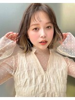 トリコ心斎橋(trico) 爽やかオリーブメロンベージュ×イヤリングカラーミディ