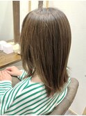 透明感抜群オリーブベージュ